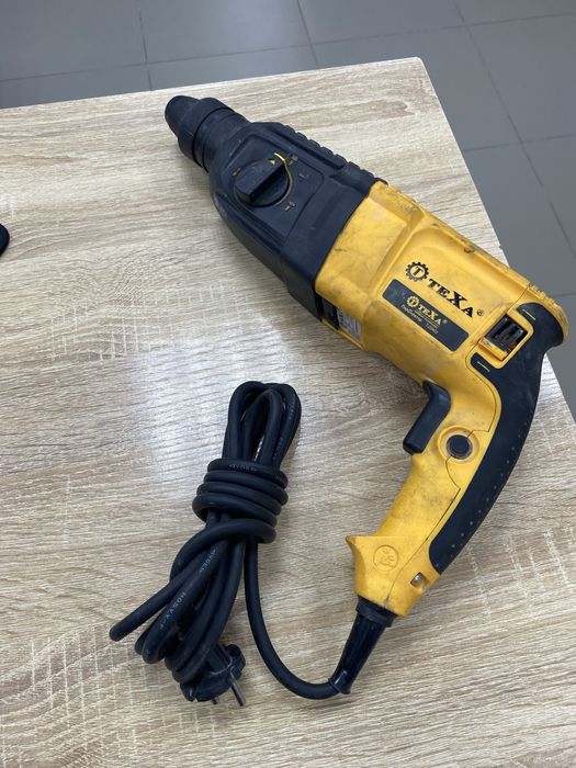 Перфоратор Теха 22403 (ТМ79)