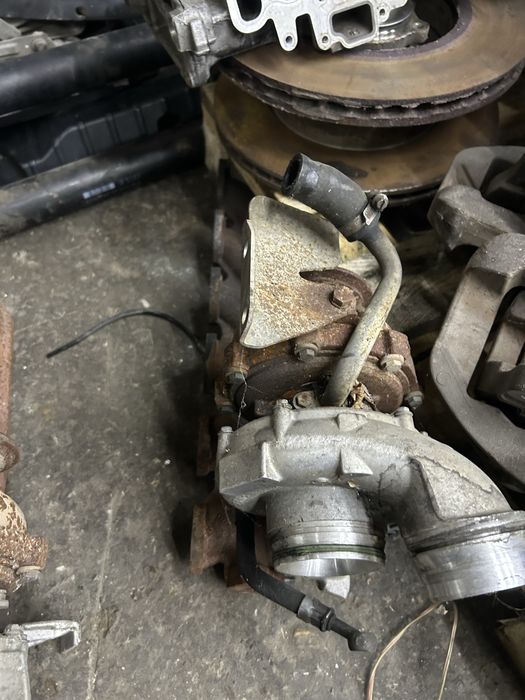 Turbina N57 bmw f10 f11 f01 f06 f07 f12 f15 f30 f31 f32 x5 x6