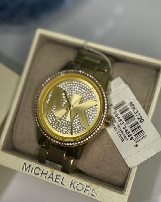 Страхотен дамски часовник