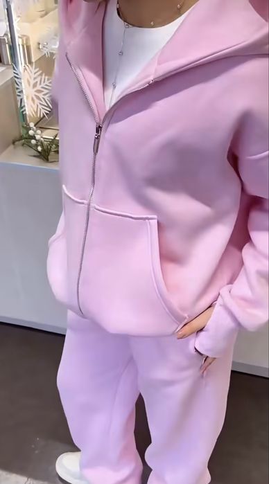 Спортивный костюм утепленный