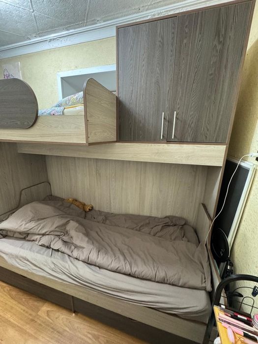 Кровать детская двух ярусная