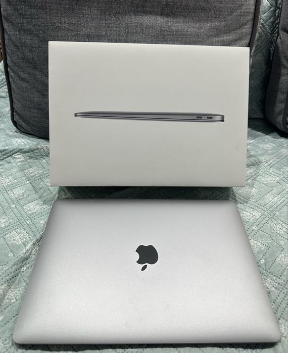 Лаптоп Apple MacBook Air 13”