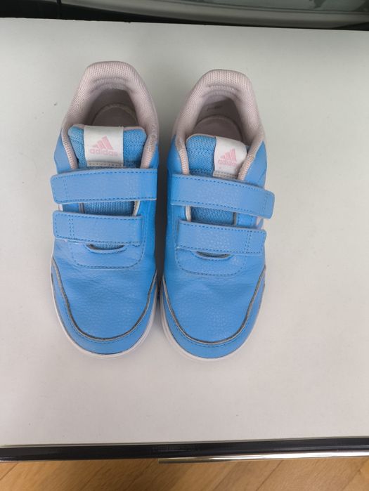 Детски спортни обувки Adidas
