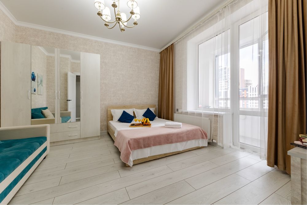 Двуспальняя кровать