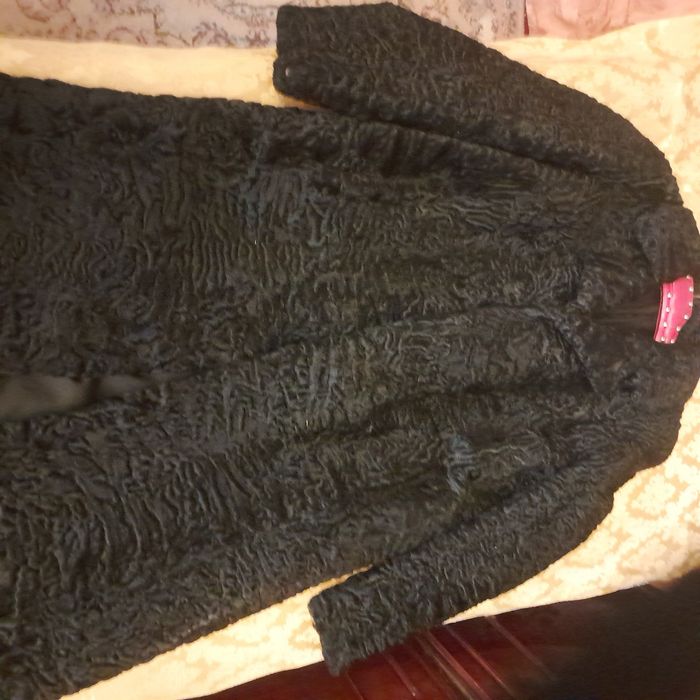 Platon lung blana karakul