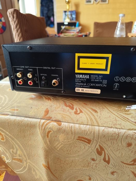 Cd плеър Yamaha CDX-870
