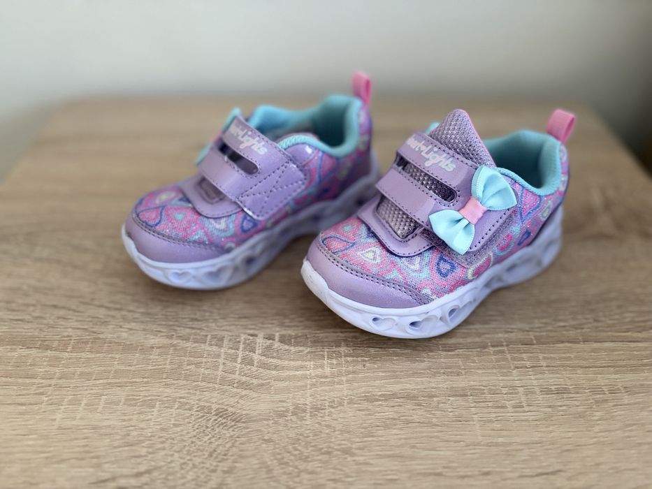 Маратонки Skechers и Adidas за момиче