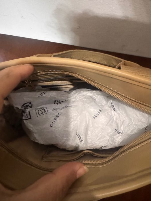 Guess small Tote bag естествена кожа
