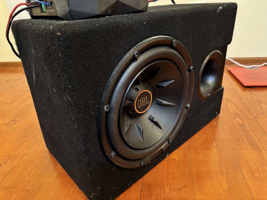 subwoofer jbl cu amplificator jbl club-5501