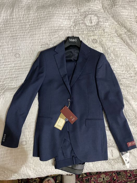 Продам Новый кюстум