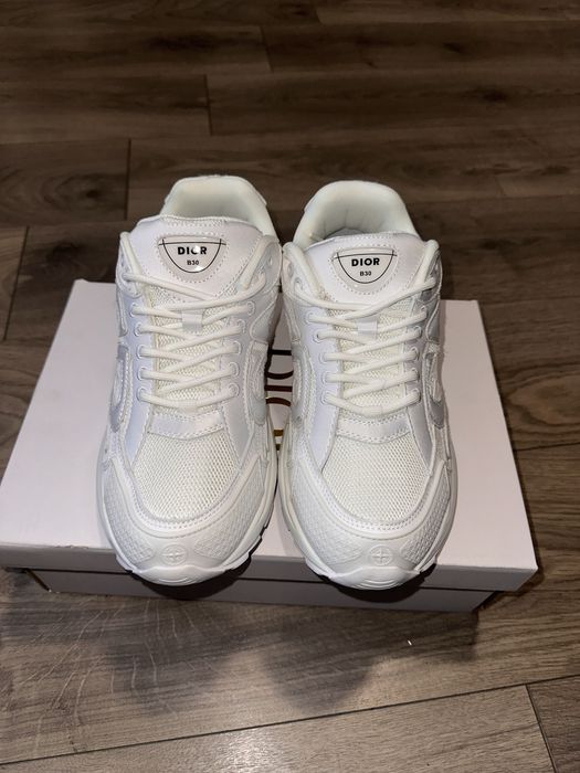 Dior B30