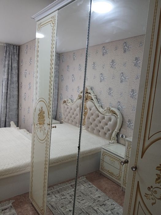 Продам спальный  гарнитур