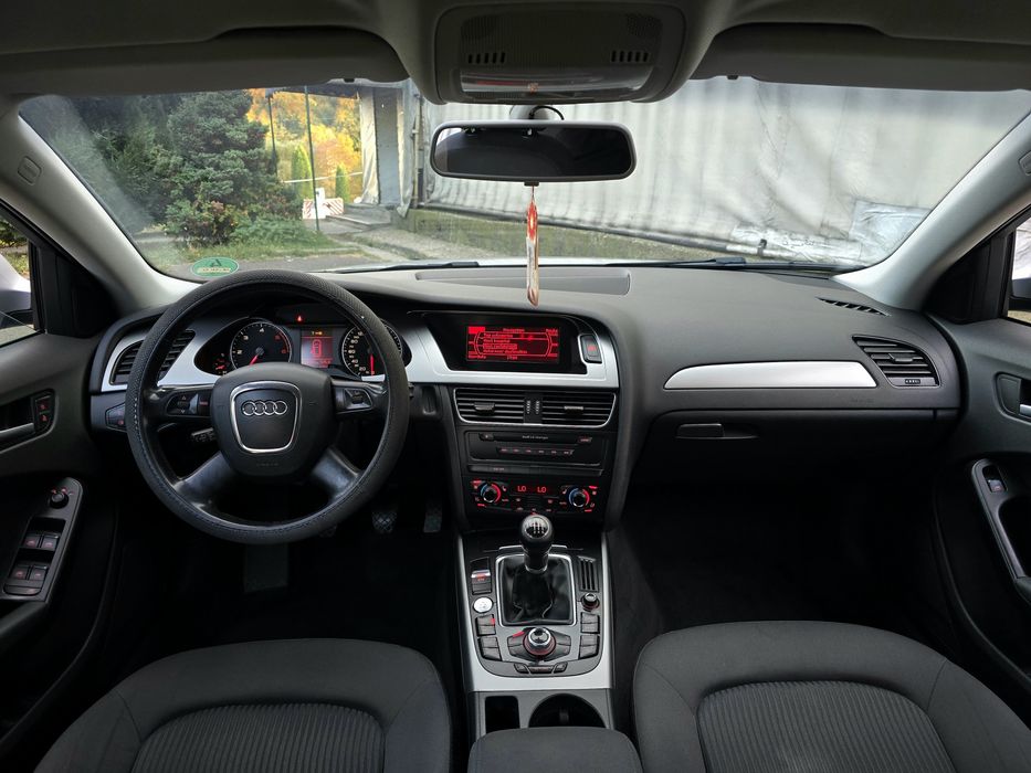AUDI A4 Avant 2010 — imagine 5