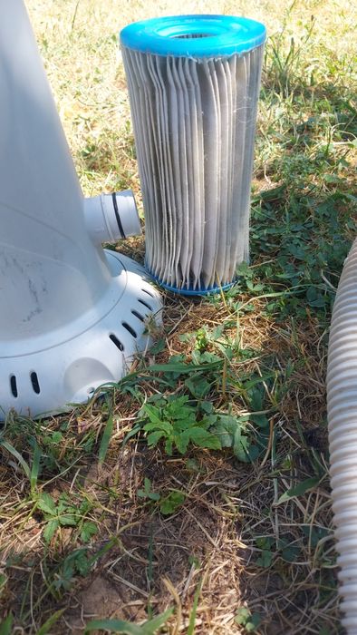 Помпи за басейн малка и голяма