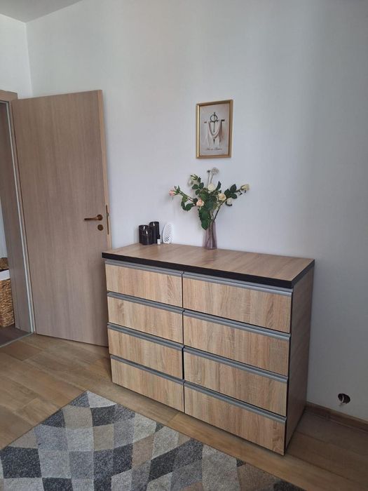 Vand apartament 2 camere in Cartierul latin(zona de case)