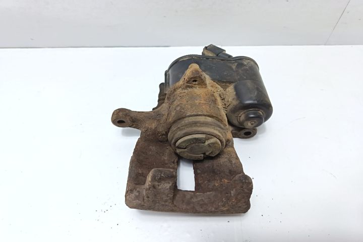 Etrier stanga spate Audi A6 allroad C6