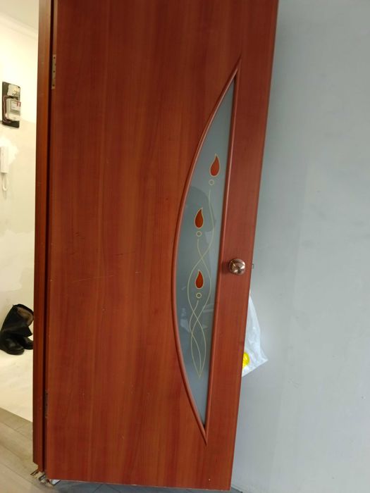 Отдам даром б/у двери