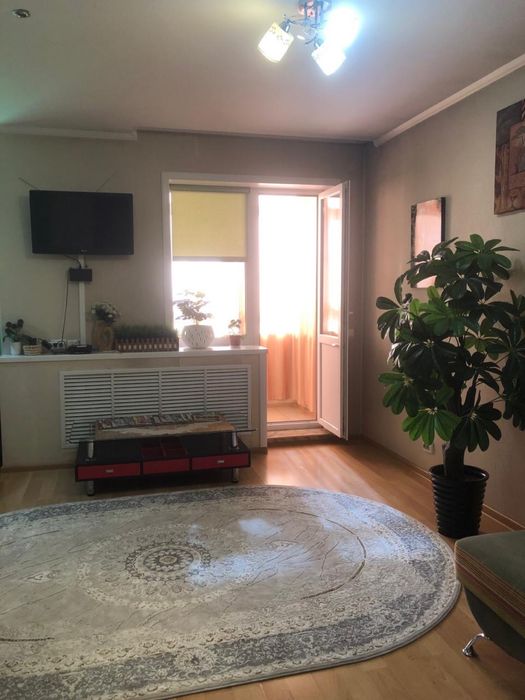 1-ком посуточно Женис 67