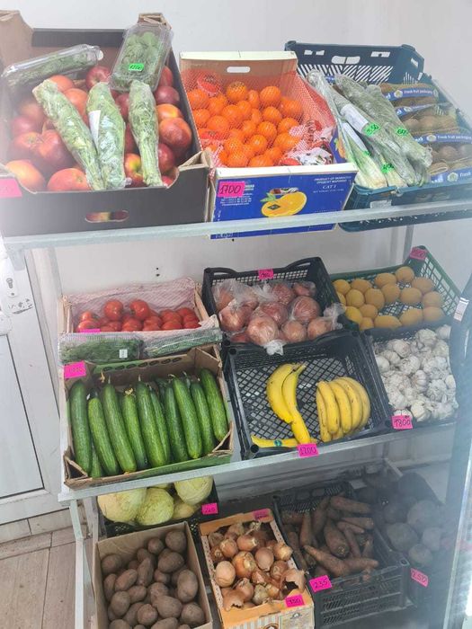 Магазин с товаром продам