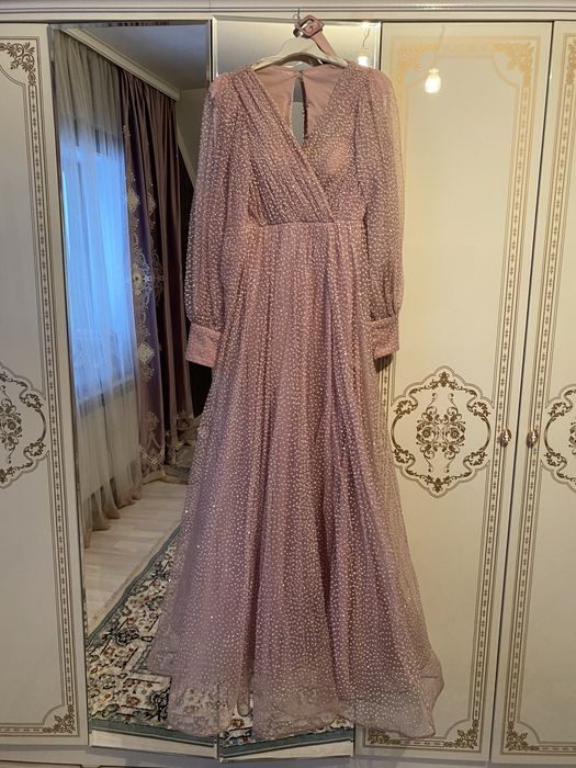 Платье вечернее