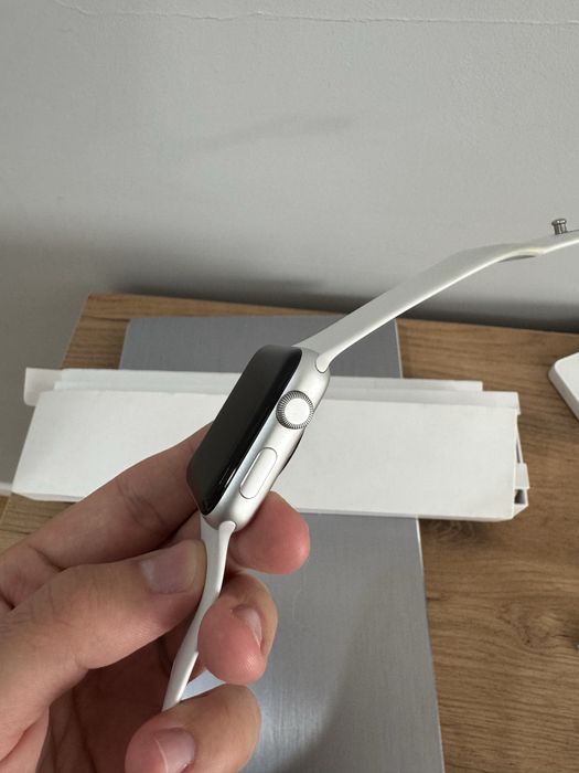 Apple watch series 3 , 42 Mm