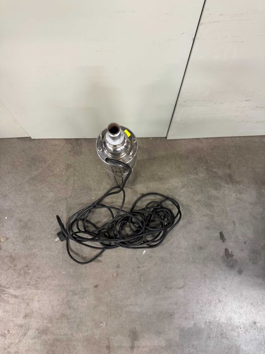 Сондажна винтова помпа 750W 1" 33L/min 55m WP34