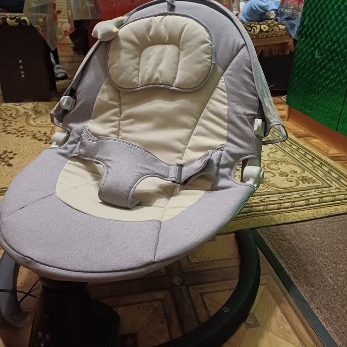 Шезлонг детский бу