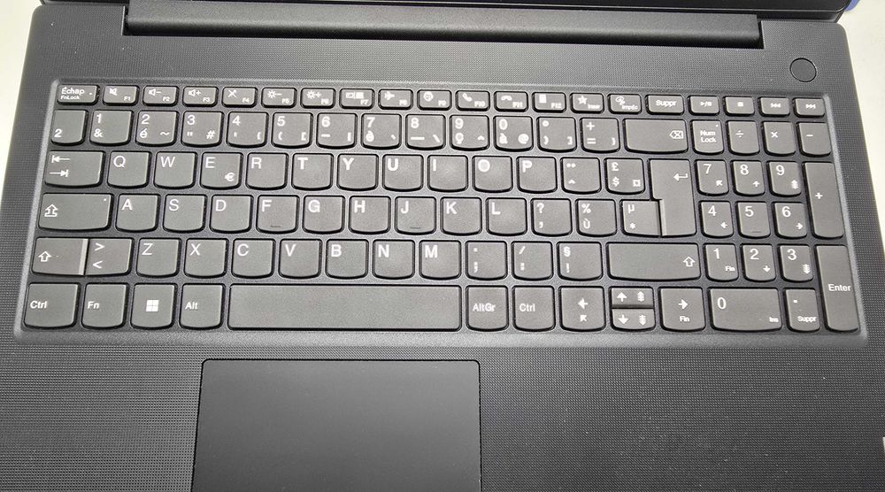 Lenovo V15 G4  AMD Athlon SIlver 7120U/8GB/512SSD/FHD