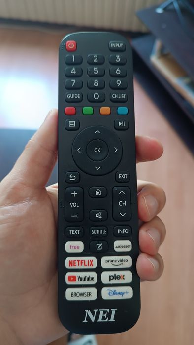 Телевизор NEI 43NE6901 4K Ultra HD Android TV – пукнат екран (за части