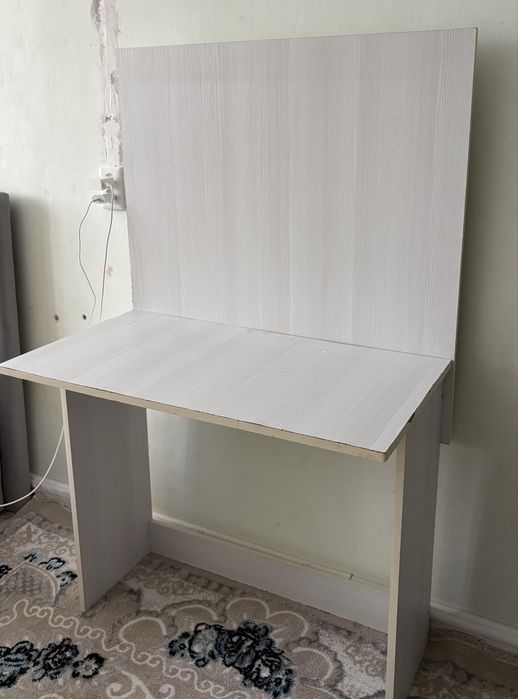 Туалетный столик