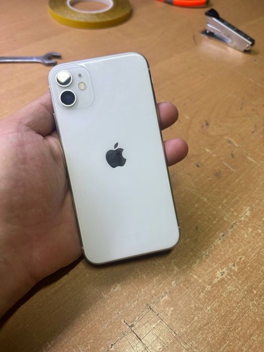 Iphone 11 128gb ios 18.7