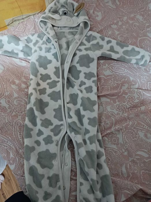 Lot de 23 de buc haine fetițe, mărimea 92,le vand și separat