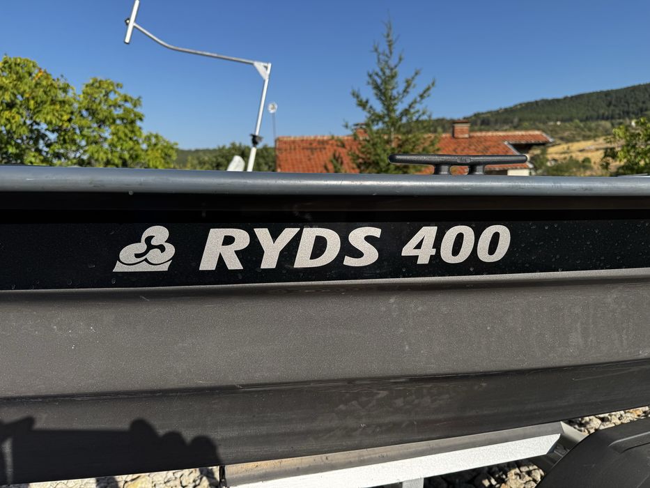 Лодка RYDS 400 с колесар Швеция