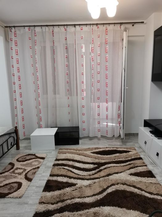 Inchiriez garsoniera tineretului 24 ULTRACENTRAL. Proprietar