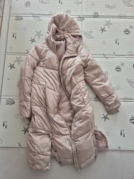 Лот дрехи за бебе момиче и зимно яке мама