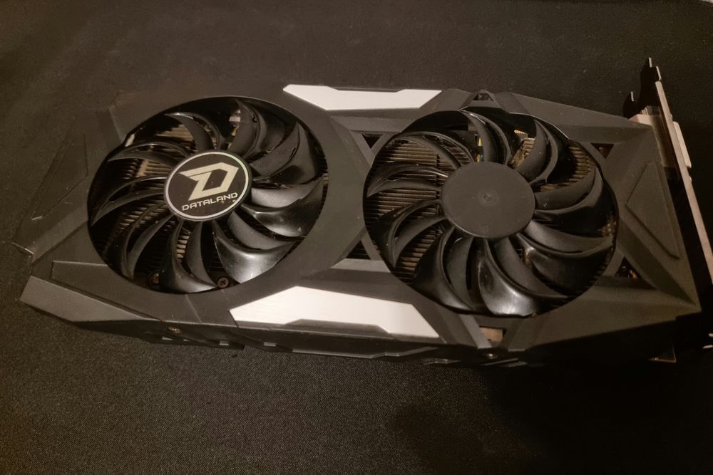 Dataland RX 480 de 8GB GDDR5 (256-bit) PCI-Express 3.0 x16