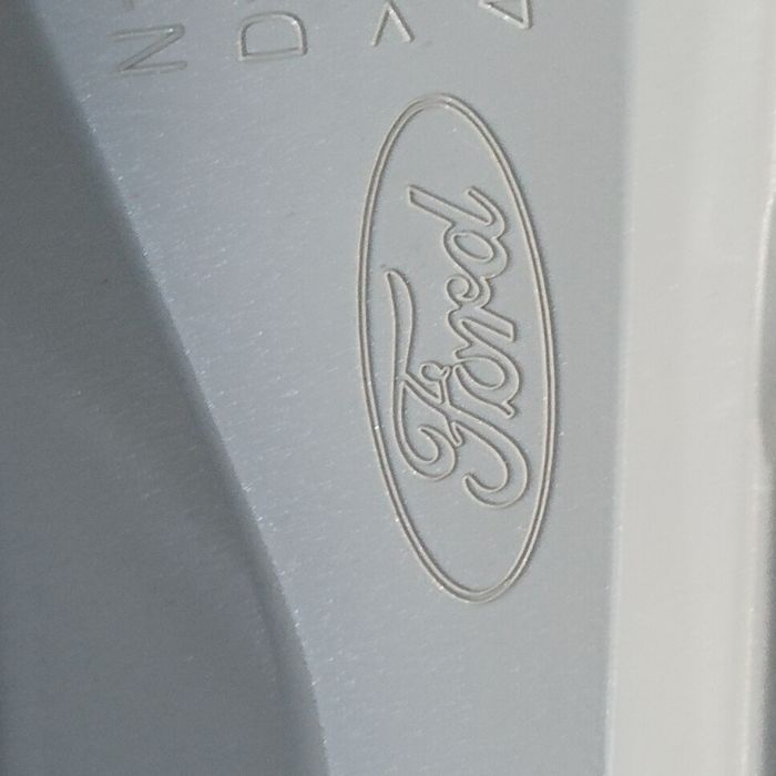 Форд 15 цола  оригинални тасове