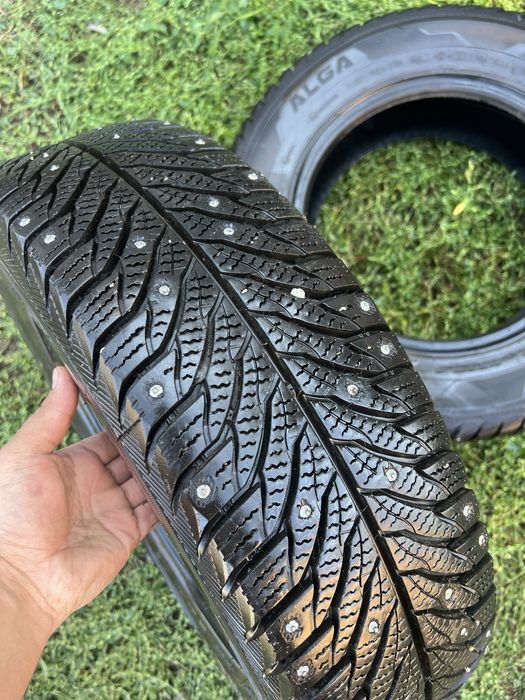 Пара зимних шин 185/70/14