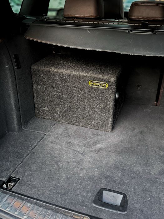 Vand subwoofer+statie