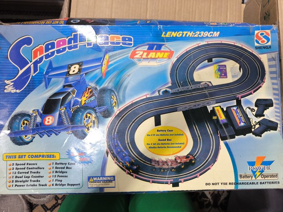 Продам  игрушки б)у