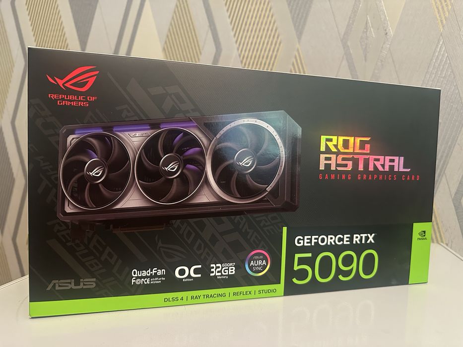 Видеокарта ASUS ROG Astral RTX 5090