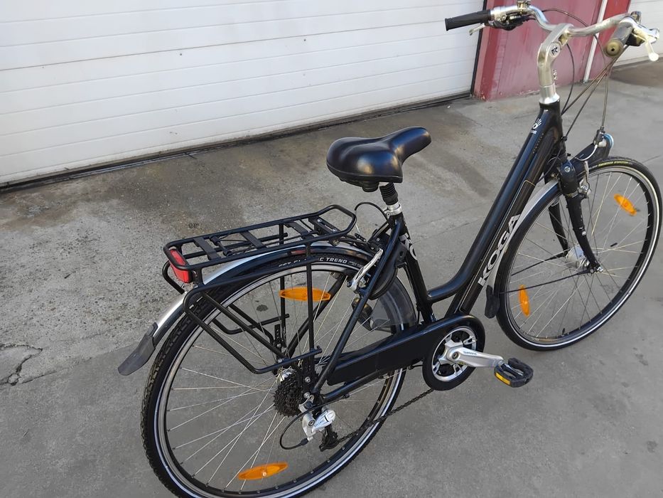 Vând bicicleta din aluminiu pentru damă