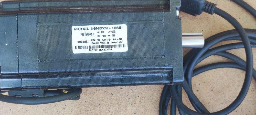 Гибрид шаговый двигатель с замкнутым контуром в комплекте с драйвером