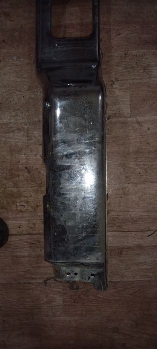 Продам задний бампер Pajero 2 4м40