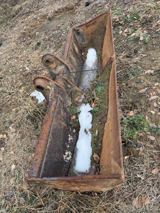 Cupa de taluz excavator jcb