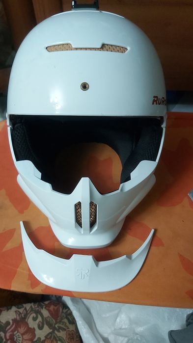 Casca schi Ruroc Trinity