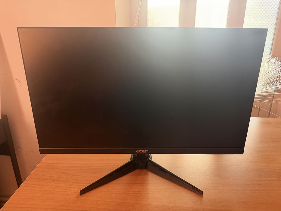 Monitor acer 100 hz 24  pret fix