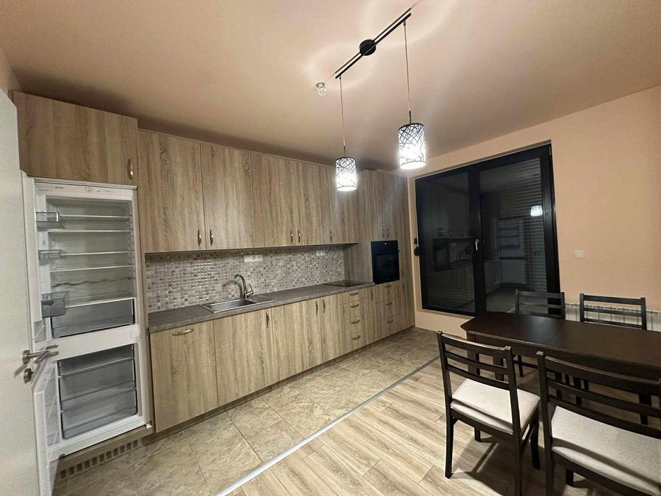 Дава се под наем Двустаен апартамент в София, Обеля 1 - 80 кв.м за 640 € - Снимка #1