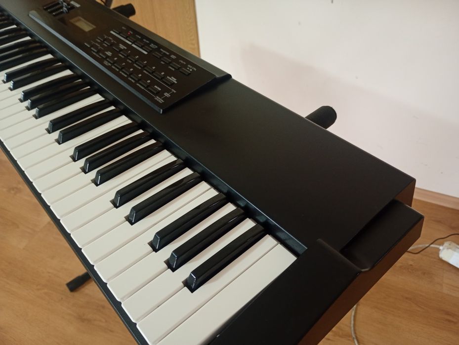 Roland XP-10 Pian digital orga sintetizator