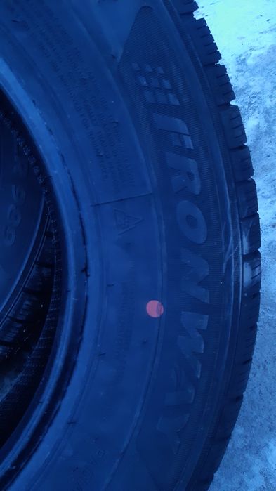 Set 4 anvelope NOI 205/70r15c iarnă marca Fronway dot 2025